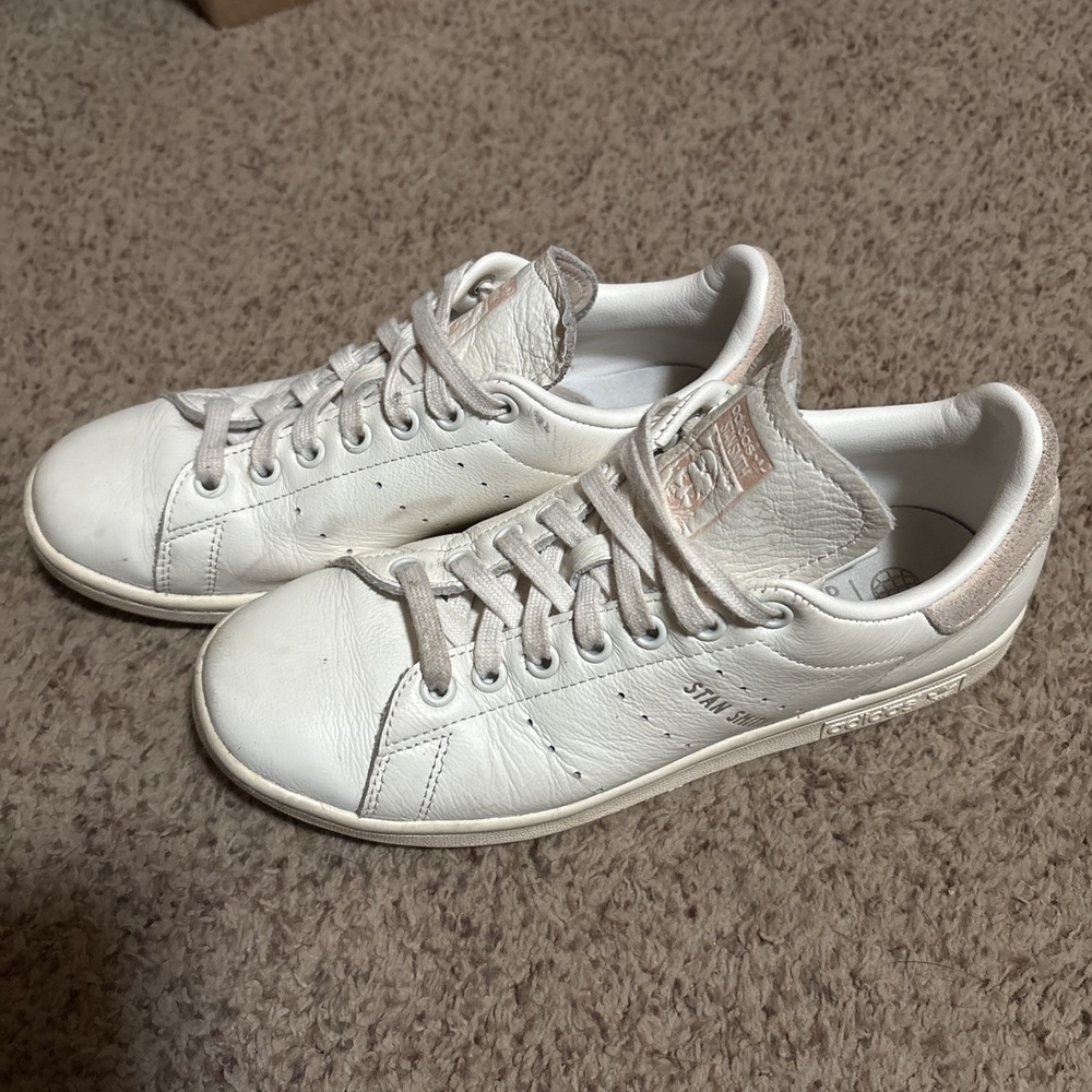 Adidas Stan Smith White Sandy Pink Women's 8 Leather Buttery Soft Sneakers Shoes